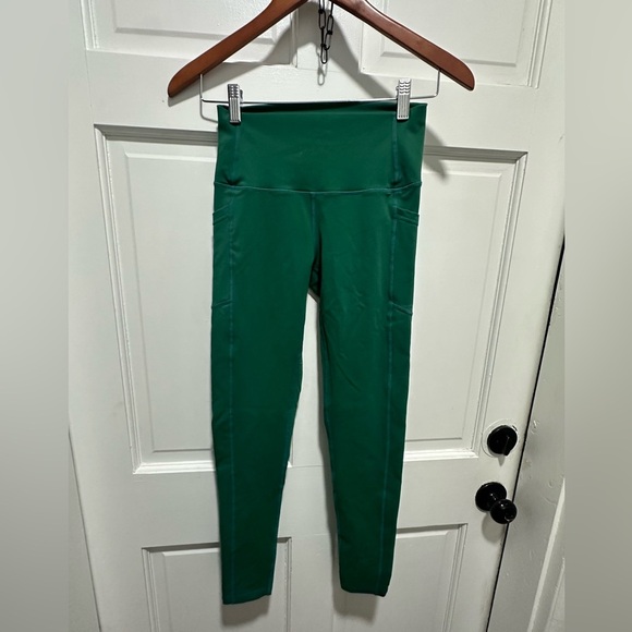 Buffbunny Collection Vibrant Green Leggings size Small EUC - Picture 4 of 6